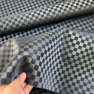 3D 國際象棋圖案皮革尺寸 46 x 90 釐米厚 SB TECH 高階床單摩托車座椅