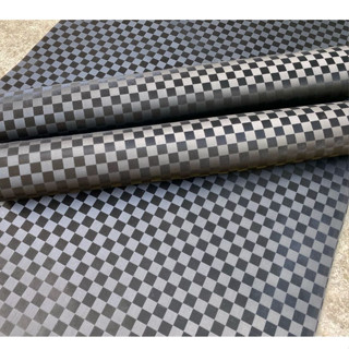 HITAM 美麗的 3D 黑色國際象棋座椅皮革床單尺寸 90 X 46 釐米