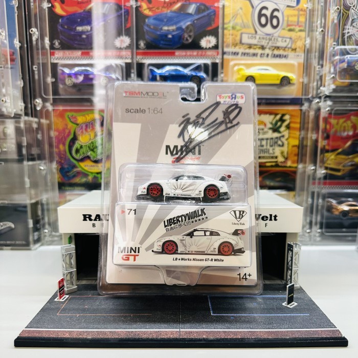 MINI GT 71 LB WORKS NISSAN GTR R35 白色 TOYSRUS 日本獨家現貨