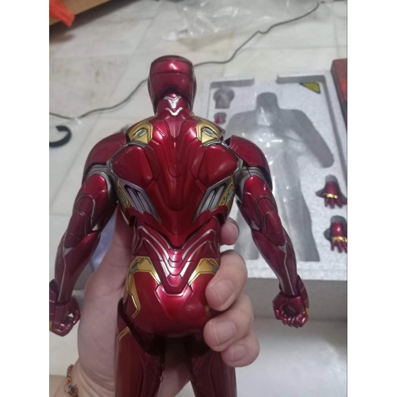 HOT TOYS 熱門玩具鋼鐵俠 mk50 圍兜