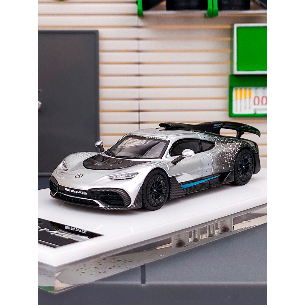 TPC合金限量版1:64賓士AMG跑車ONE星光銀色 仿真跑車收藏汽車模型