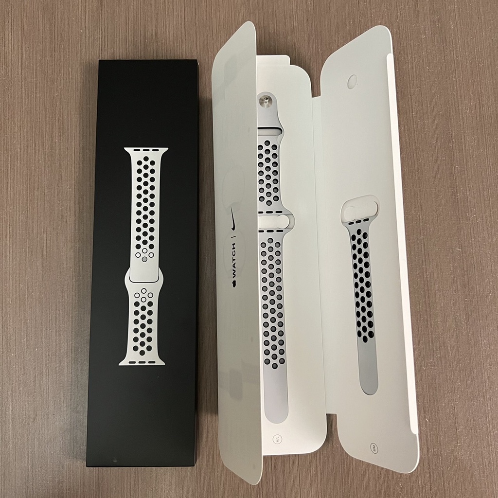 【鷹村】Apple Watch nike運動錶帶(44mm) 全新已拆封 現貨/原廠/錶帶/黑色配雪峰白色