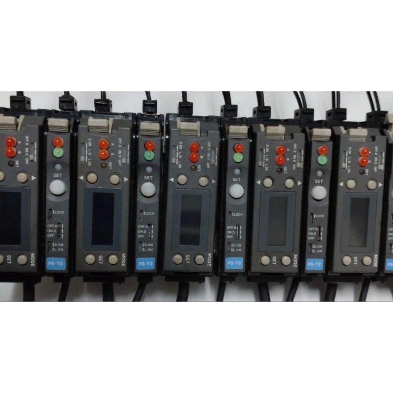 🌞二手現貨保固KEYENCE基恩斯FS-V1高精度光纖感測器12至24VDC雙組輸出FS-T2光電傳感器FU-35FA