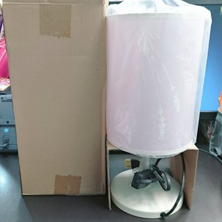 再降價 在3樓....208-盒裝FH5182 燈泡型桌燈
