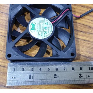 .點子電腦-北投...全新 8公分 風扇 12v 0.14A 厚1.5公分線長40公分.☆ 60元