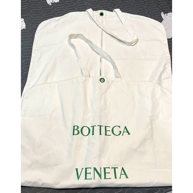 Bottega Veneta 上衣 防塵套 贈 2022 冬季官方型錄