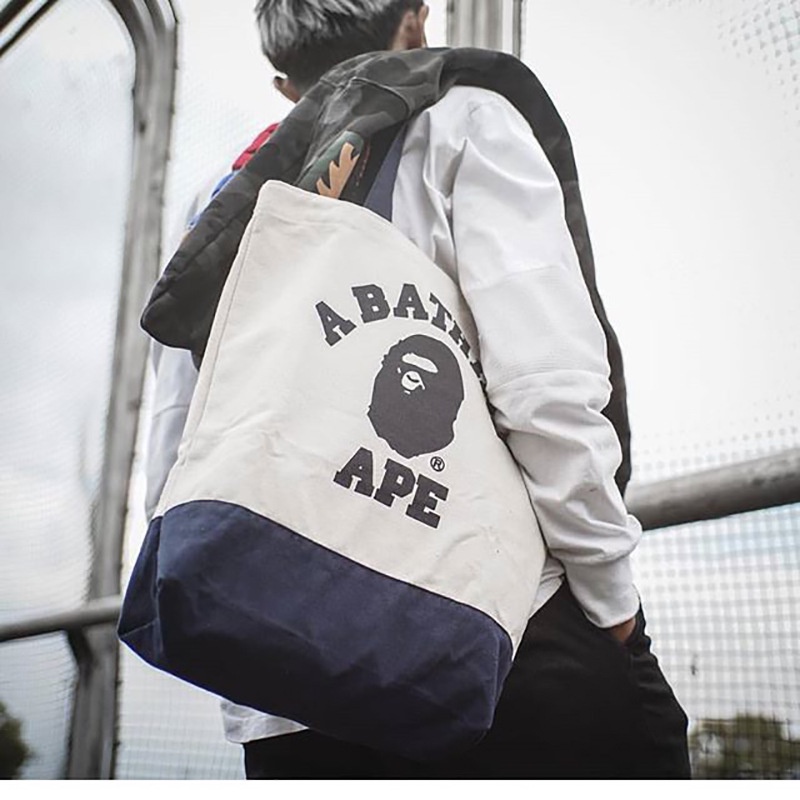 BAPE 猿人頭 藍白拼接手提單肩帆布袋 日雜附錄潮牌環保購物袋