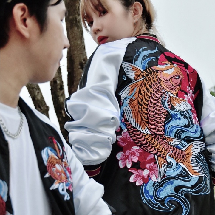 【IST】 橫須賀外套 外套 刺繡外套 棒球外套 🎏錦鯉 鯉魚 緞面布料 YKK拉鍊 現貨 快速出貨 IST