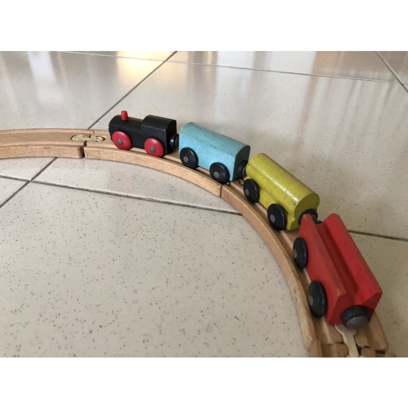 二手木製小火車軌道組（ikea）