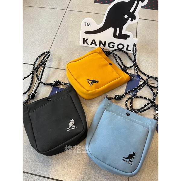 Kangol 🇬🇧袋鼠🦘62551705 中性款 麂皮 小側包 小方包 $1080