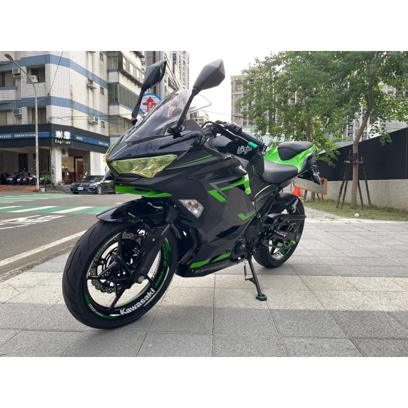 Kawasaki 忍400