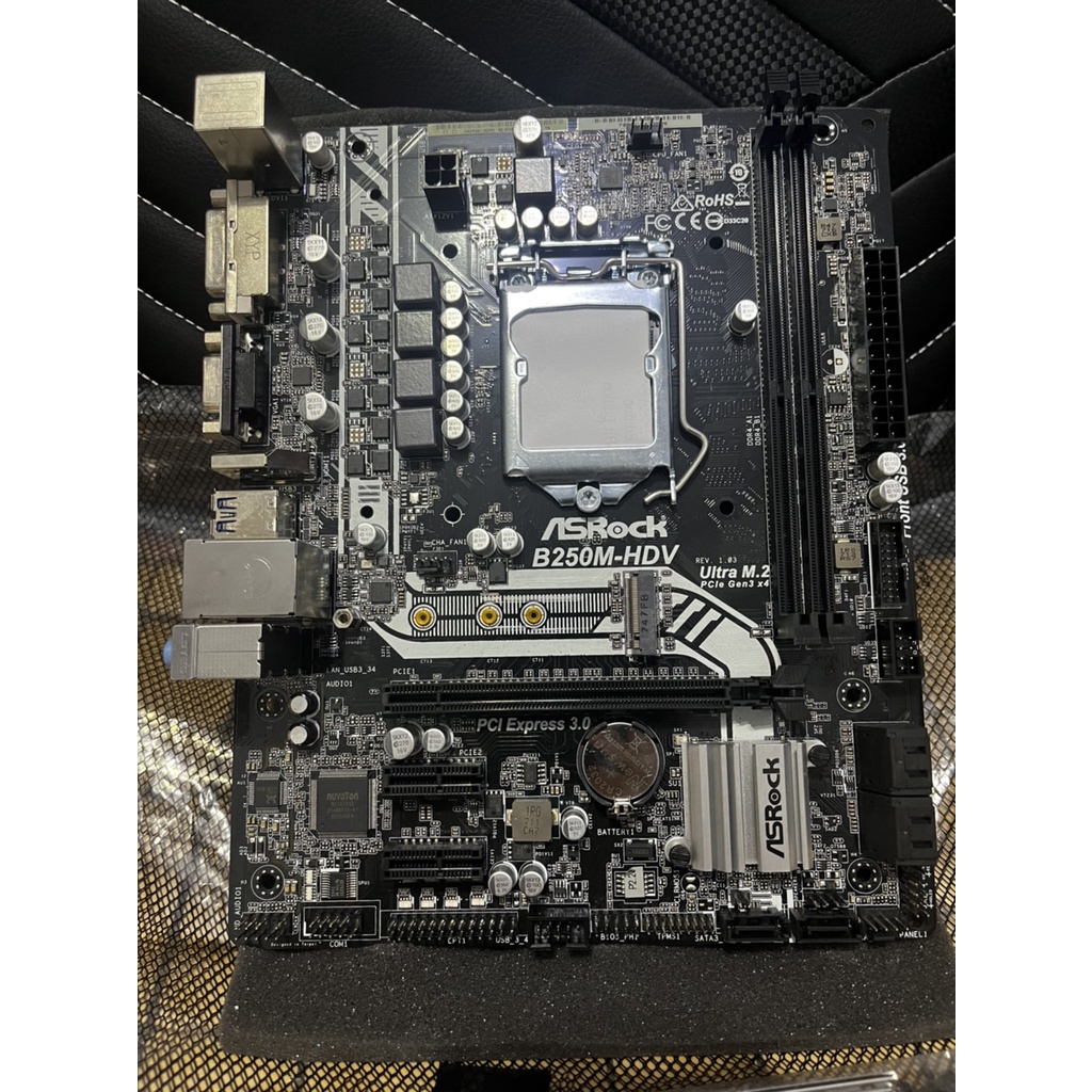 華擎 ASROCK B250M-HDV 1151腳位 附全新檔片 八成新 拆機良品 誠可小議