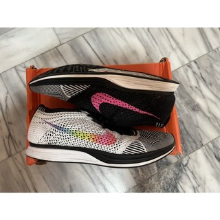（已售出）二手 US9.5 Nike FlyKnit BETURE
