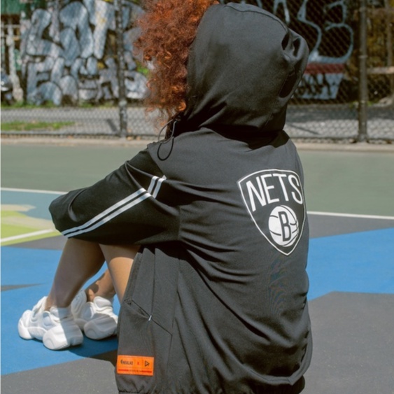QORE NBA Brooklyn Nets everyday Jacket 防起球排汗連帽外套 布魯克林籃網隊