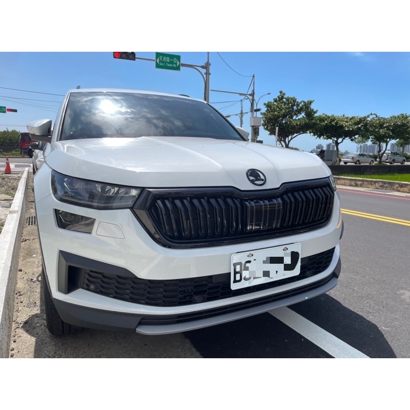 ☆反骨汽車站☆ Skoda Kodiaq 小改款黑化水箱罩,黑框,原廠RS水箱罩總成件,黑水框 完工價