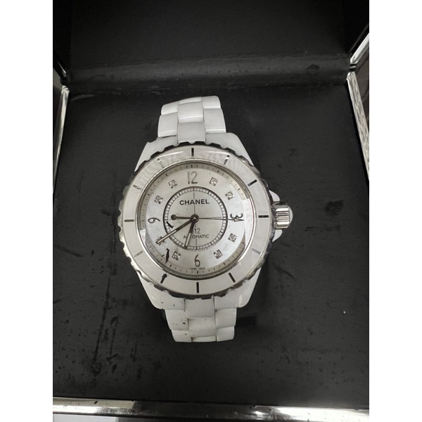 Chanel J12白色8鑽腕錶