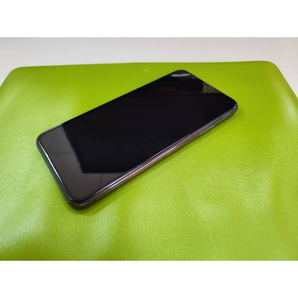 iPhone11 PRO MAX 512G 夜幕綠 有外盒 9成新 附送手機殼及數張保護貼