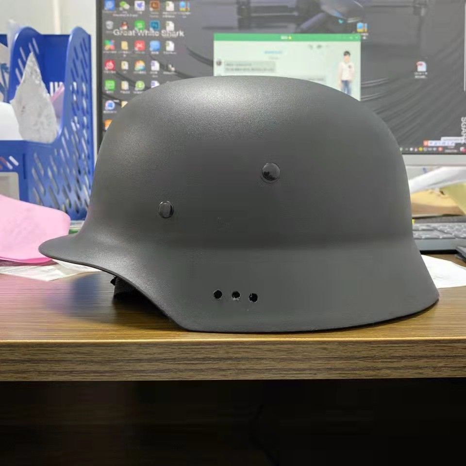德式二戰M35摩托安全帽頭盔戶外軍迷必備用品配飾真人CS裝備道具 有貼紙