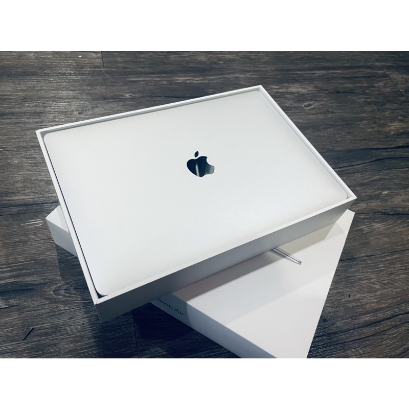 『優勢蘋果』MacBook Air 13吋 2020/21年款 太空灰/銀色  M1 /8G/256 SSD原廠保固中