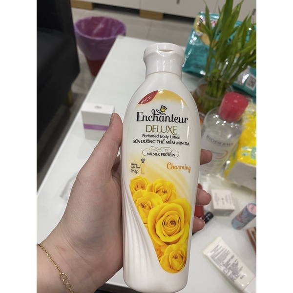 Enchanteur 艾詩玫瑰香精潤膚乳液200ml