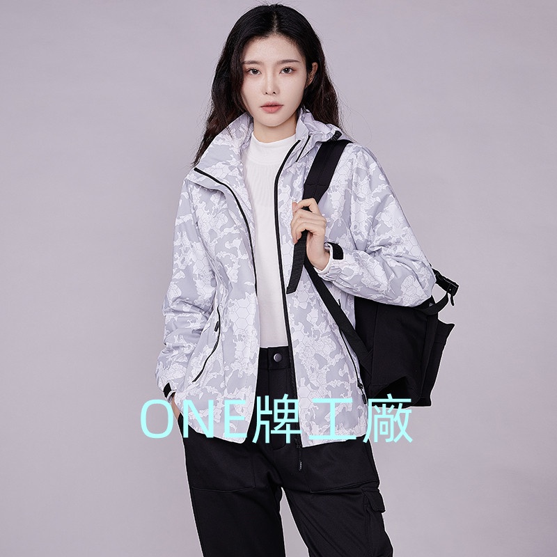 ONE牌工廠 女款單層衝鋒衣 登山服 迷彩衝鋒衣 防風 防水外套 機能外套 機車外套
