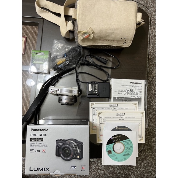 二手-Panasonic Lumix GF3 相機(14-42 鏡頭)