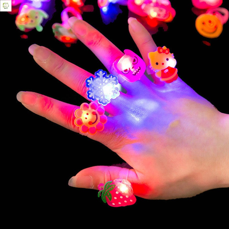 兒童玩具 手工 頭飾 發光手指燈 led亮燈戒指 迷你激光燈炫彩閃光孔雀熒光指環 兒童玩具
