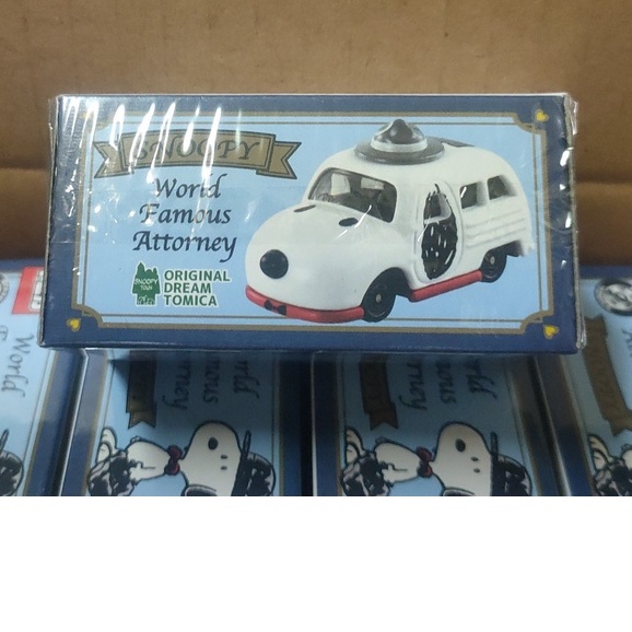 (現貨) Tomica  Snoopy shop World Famous Attorney 史努比 original