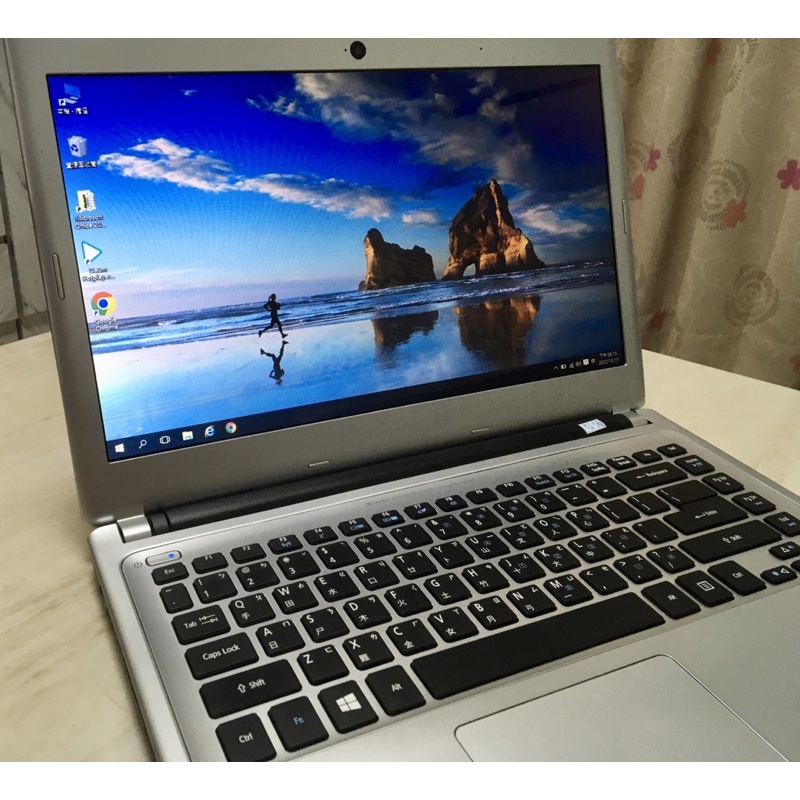 Acer 14吋 i5 獨顯（SSD雙硬碟)輕薄筆電（改機款）