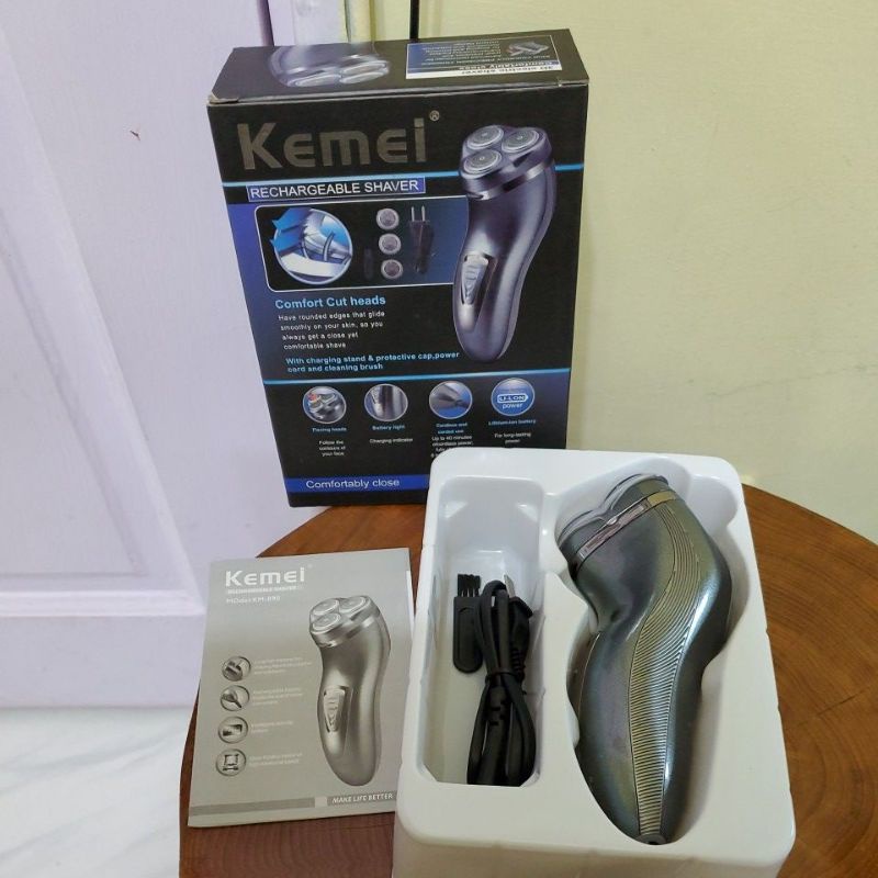 KEMEI 最新式 刮鬍刀 三環貼面 旋轉式 3刀頭 充電式 3刀頭 電動刮鬍刀