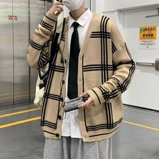 【宅男屋】開衫秋冬季毛衣潮 韓版學生外套男 休閒長袖 格子開衫 慵懶風寬鬆潮流 帥氣針織外套 開衫外套 JC707