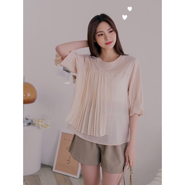 ❤️全新特賣❤️ 蘋果星沙 _千層酥側百褶袖雪紡上衣 _杏F
