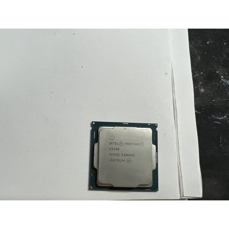 電腦雜貨店～Intel Pentium G5500 3.8GHz 1151腳位 二手良品 $1500