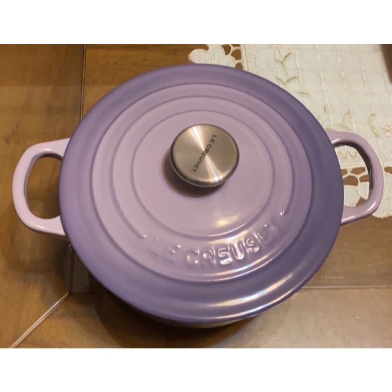 Lc Le Creuset 圓鐵鍋 16cm 藍鈴紫