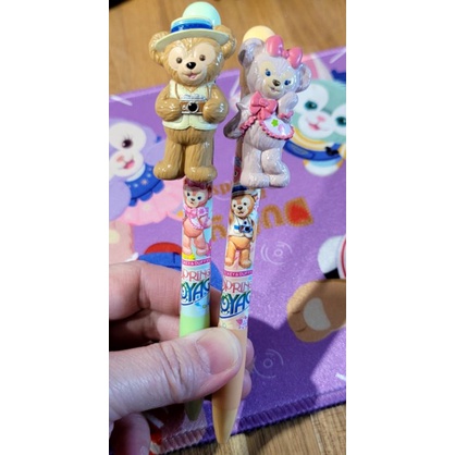 ☆娃娃屋☆二手日本東京迪士尼達菲雪莉玫原子筆自動原子筆一對200元