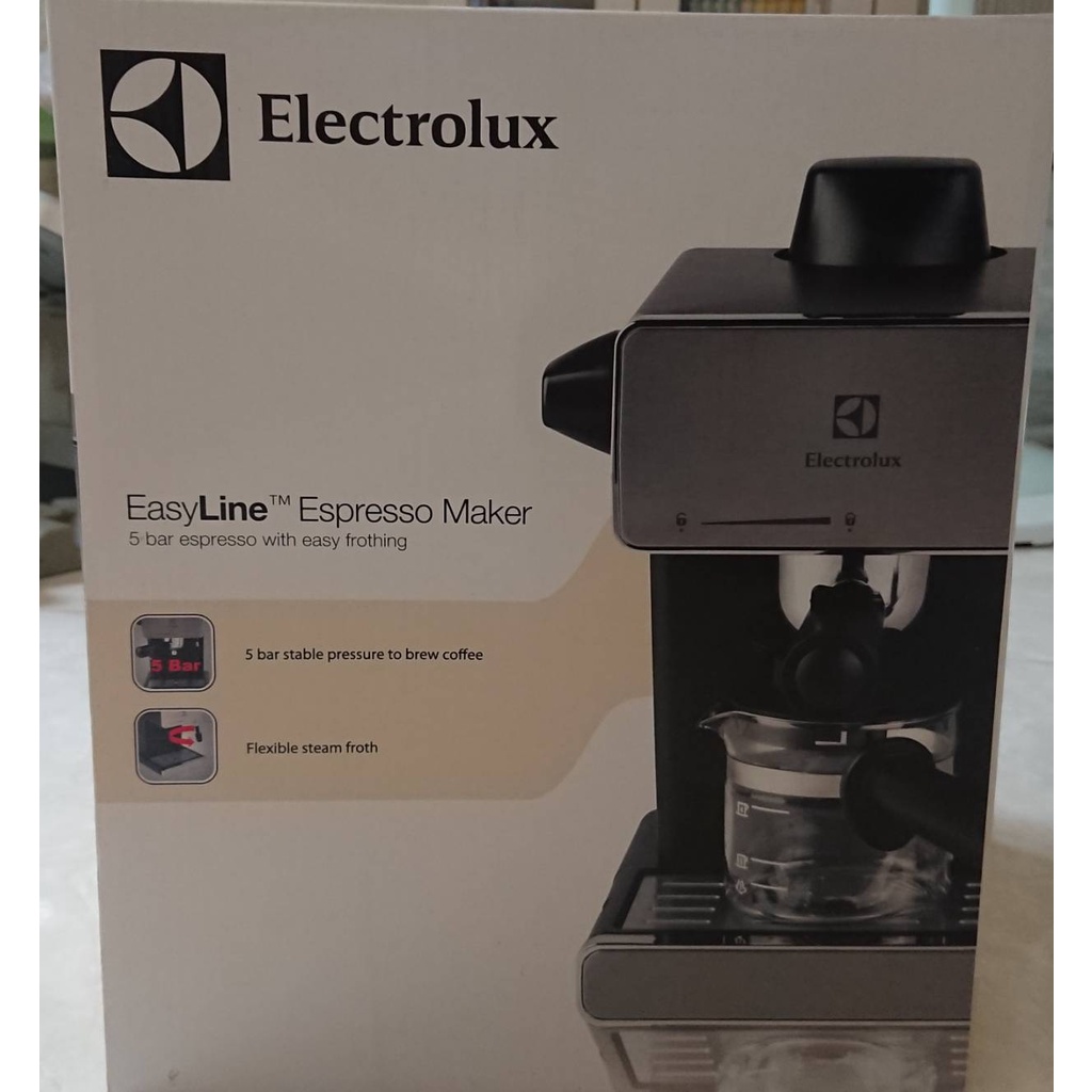 (全新)【Electrolux 伊萊克斯】義式咖啡機(EES1504K)