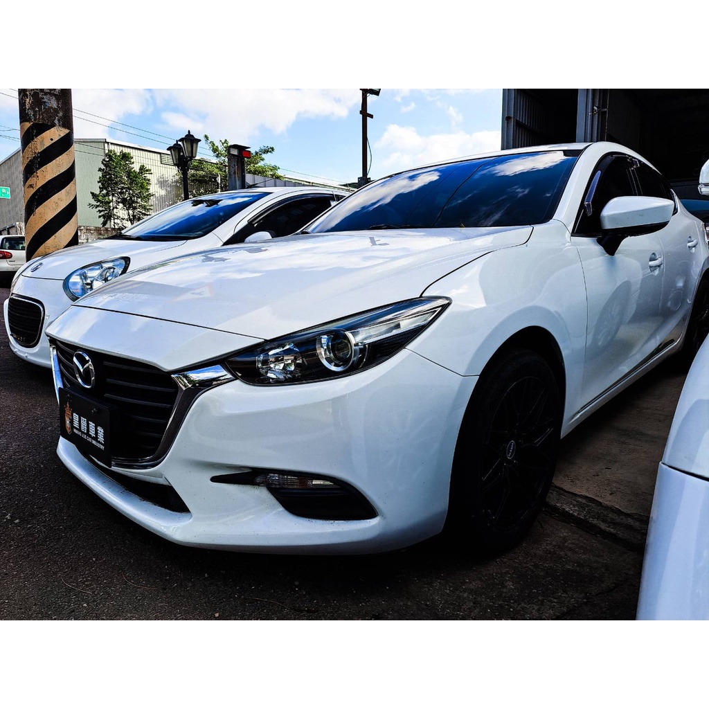 2017 Mazda3 4d