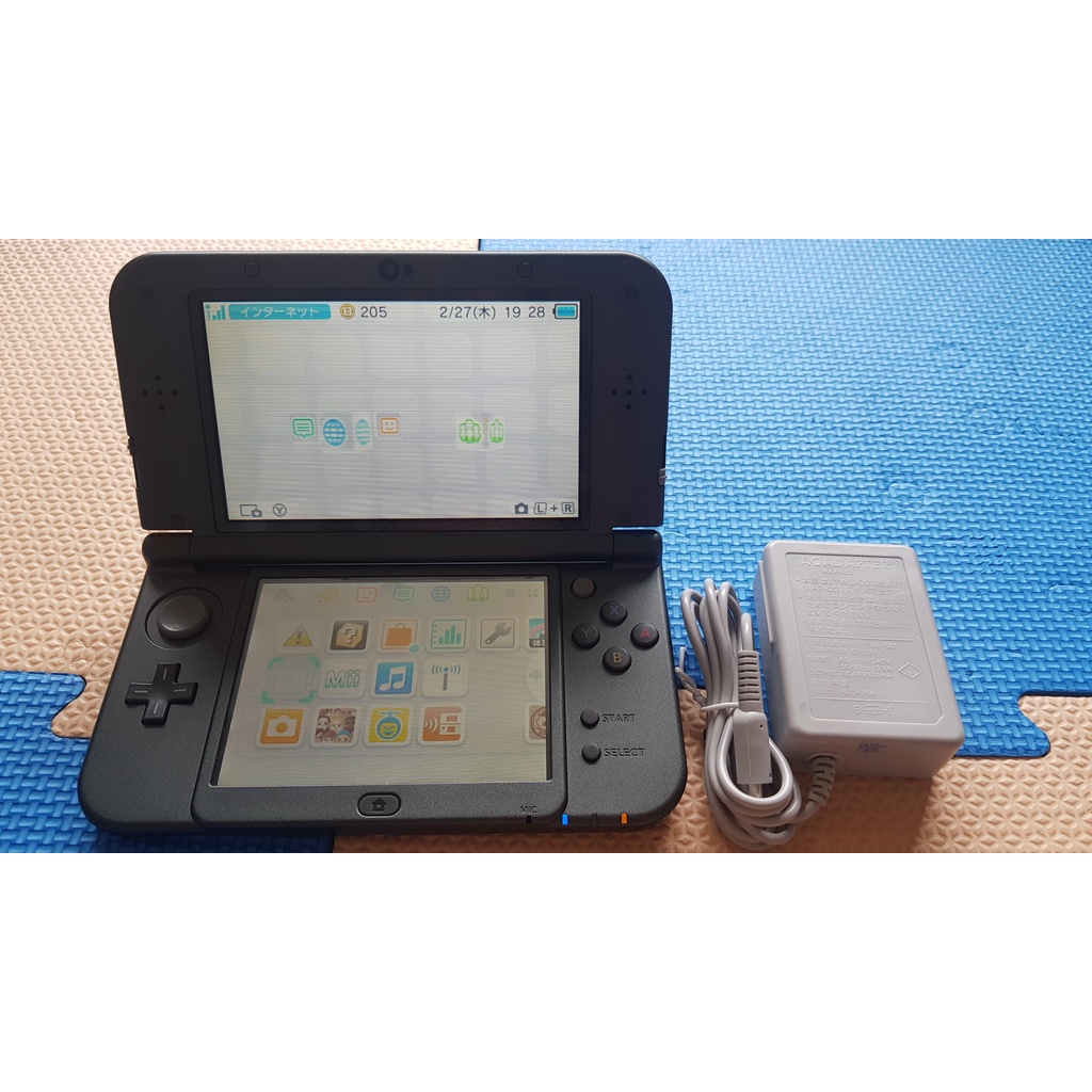 【回憶瘋】售NEW 3DS LL 黑色機(已改機.內建遊戲) 贈送32G卡(內附遊戲)  8成5新