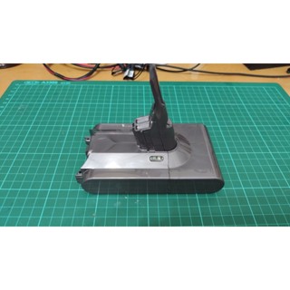 DYSON V8原廠電池更換電芯 電池型號 6INR21/70-1(強力模式續航是9分45秒)只接受是原廠電池的