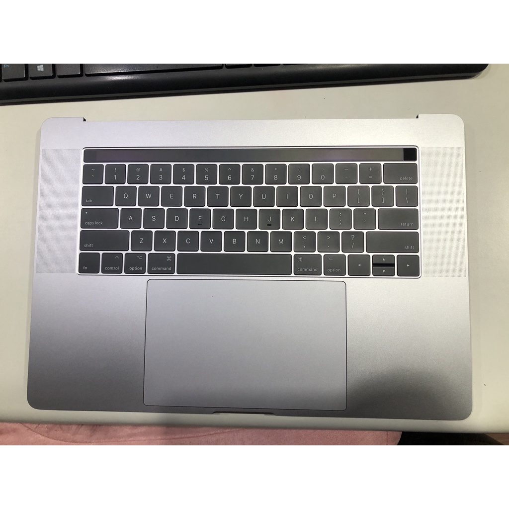 現貨二手，macbook pro 15吋 2016到2017鍵盤，喇叭，電池，WiFi，風扇組太空灰Space Grey