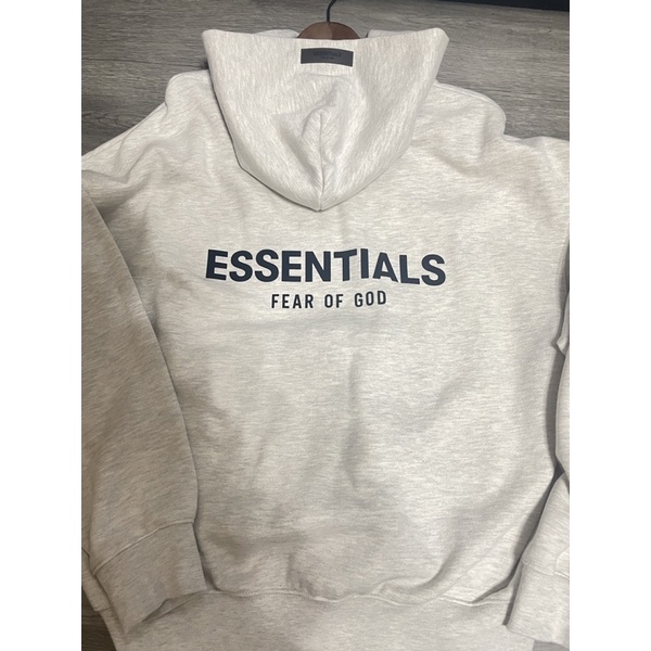 二手穿一次）M號 前後字體 植絨 essentials fog  新款 hoodie 帽t 官網購入 全配 燕麥灰 植絨