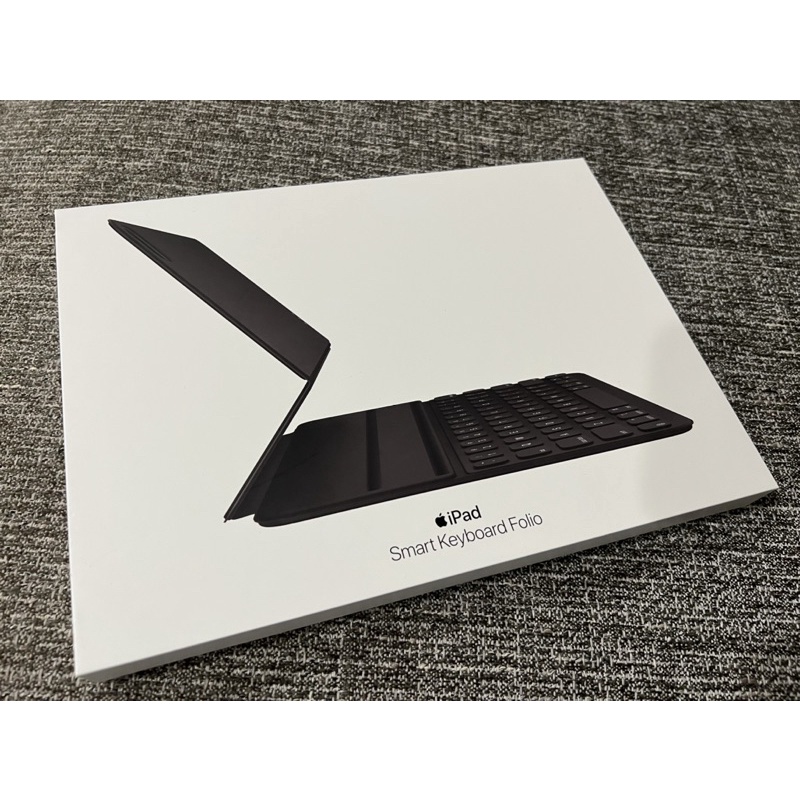 9成新⌨️11吋鍵盤式聰穎雙面夾 iPad Smart Keyboard Folio