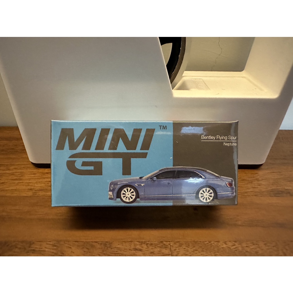 (肥宅) MINI GT #351 Bentley Flying Spur Neptune 賓利 海藍色 全新商品