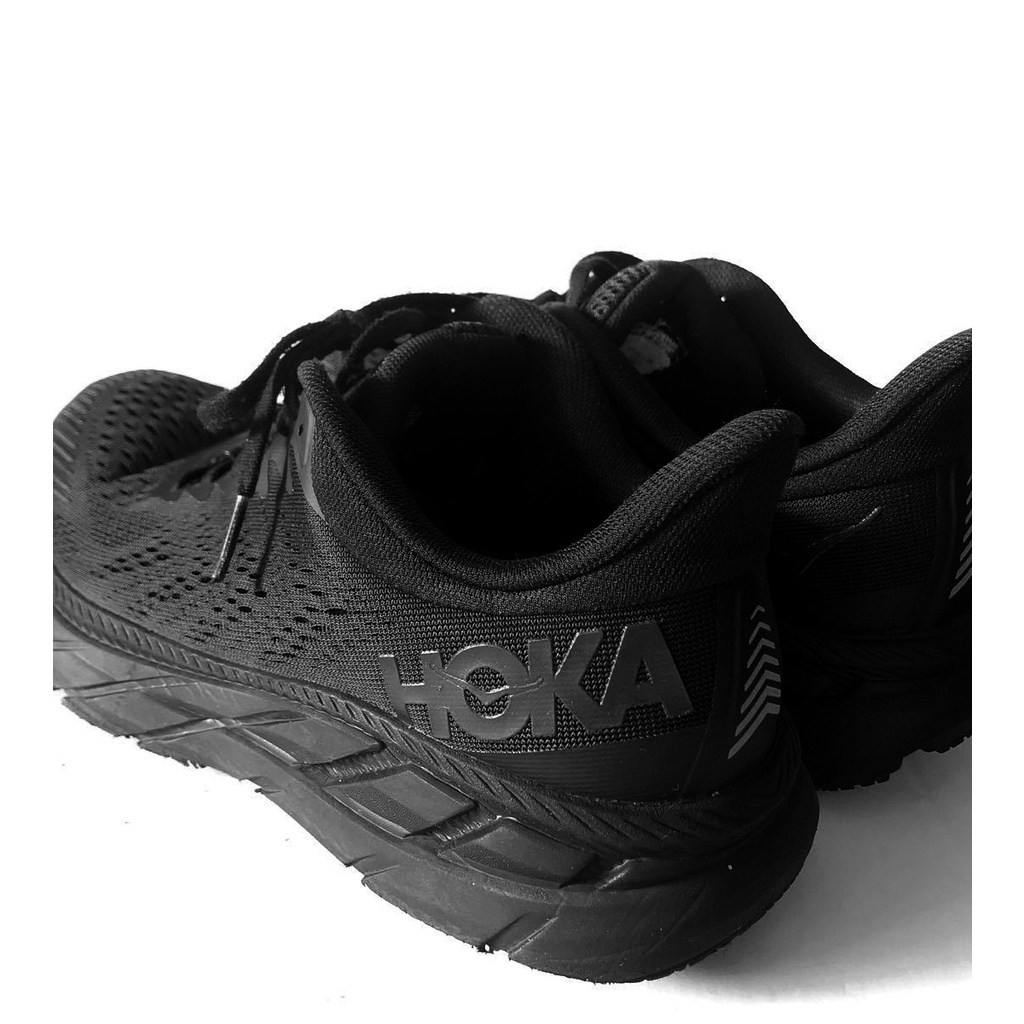 日本購入 HOKA ONE ONE clifton 7 時尚 黑魂 配色 厚底 極輕量 慢跑鞋 工裝 復古 風格 百搭