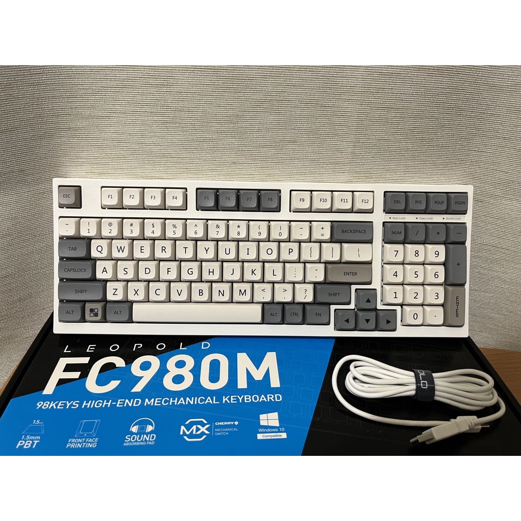 💰Leopold FC980M 機械鍵盤 櫻桃銀軸(非原廠鍵帽）