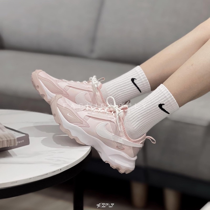 【Fashion SPLY】Nike TC 7900 Pink 玫瑰粉 反光 厚底 增高 休閒鞋 DZ2756-611