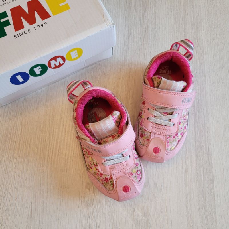 二手童鞋//日本【IFME】女幼童粉色小碎花機能運動鞋（尺碼15） 二手女寶鞋