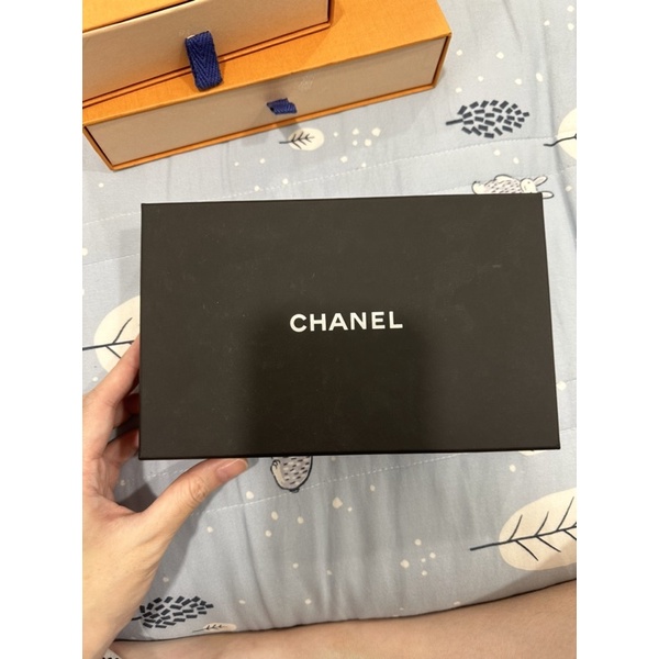 Chanel盒子附防塵套