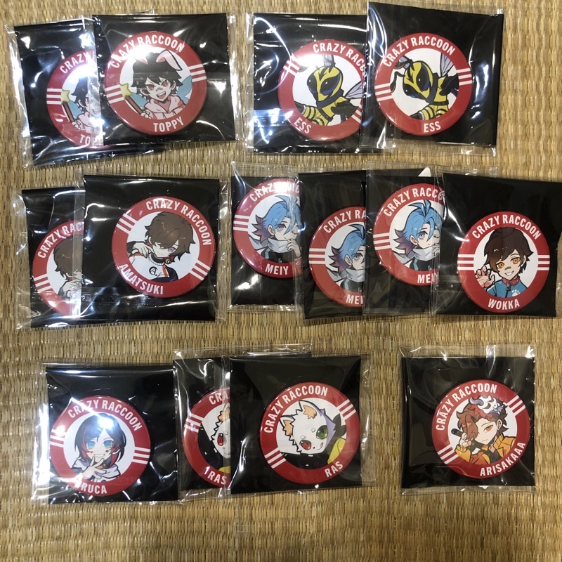 Crazy Raccoon官周。角色徽章 貼紙 CR貼紙。