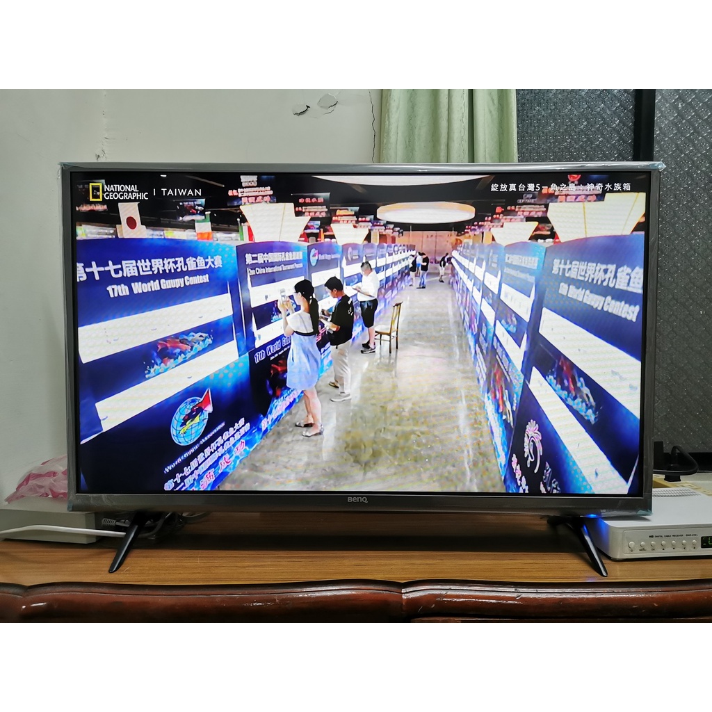 [2018/08出廠] BenQ C32-300 32吋 黑湛屏 護眼 低藍光 外觀良好 少用外觀新 TV 電視